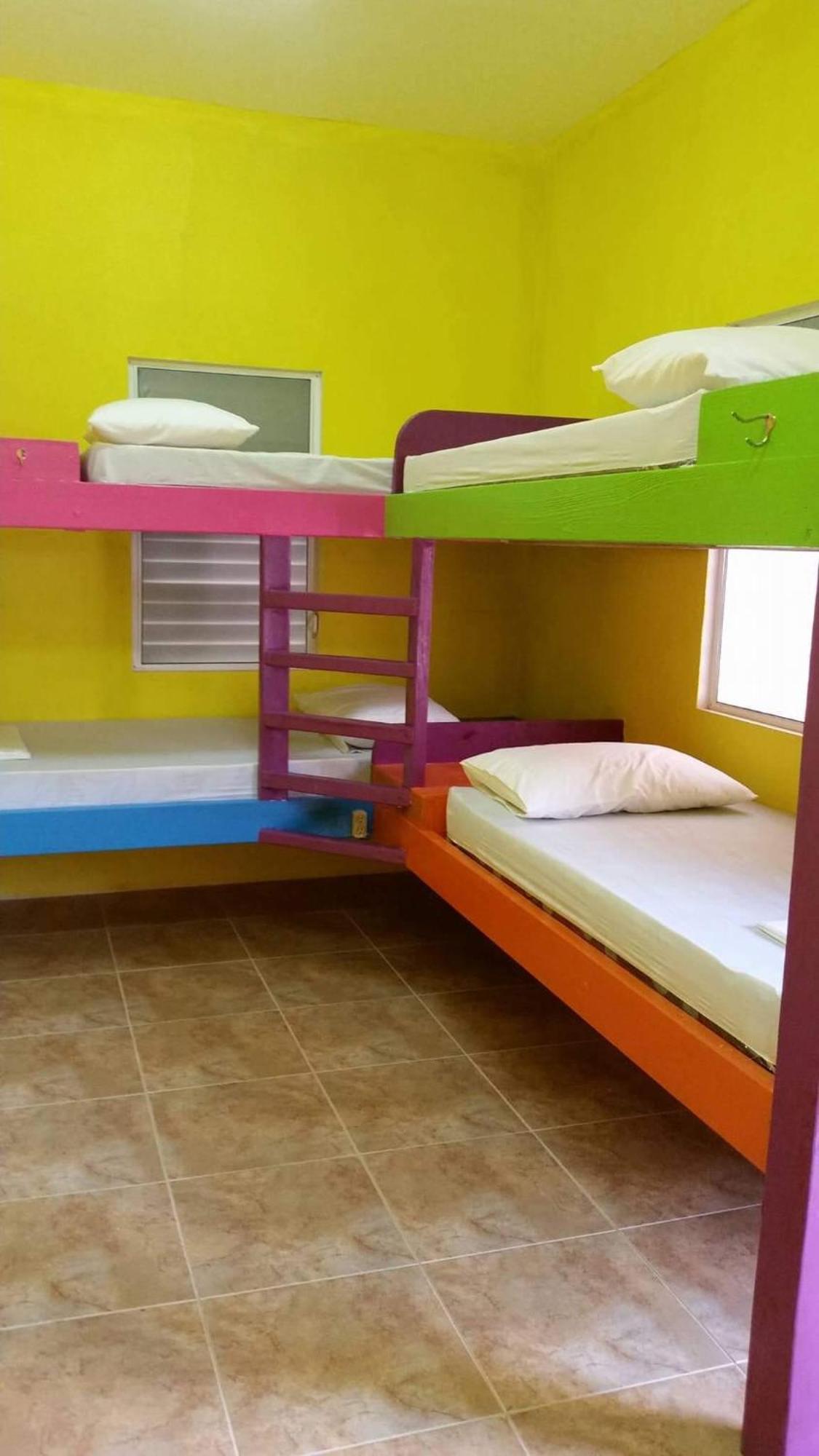 Hostel Travellers Palm Backpackers Caye Caulker Zewnętrze zdjęcie