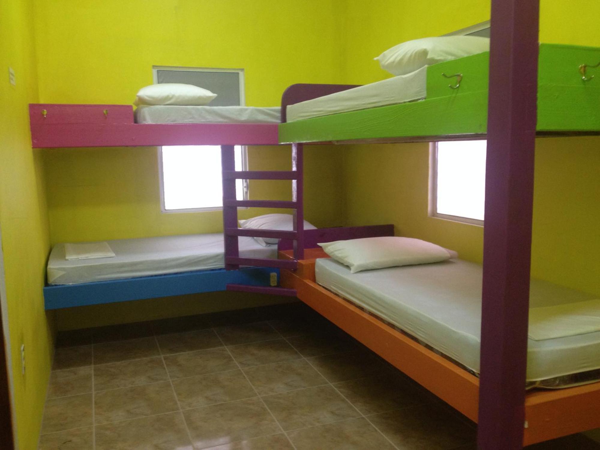 Hostel Travellers Palm Backpackers Caye Caulker Zewnętrze zdjęcie